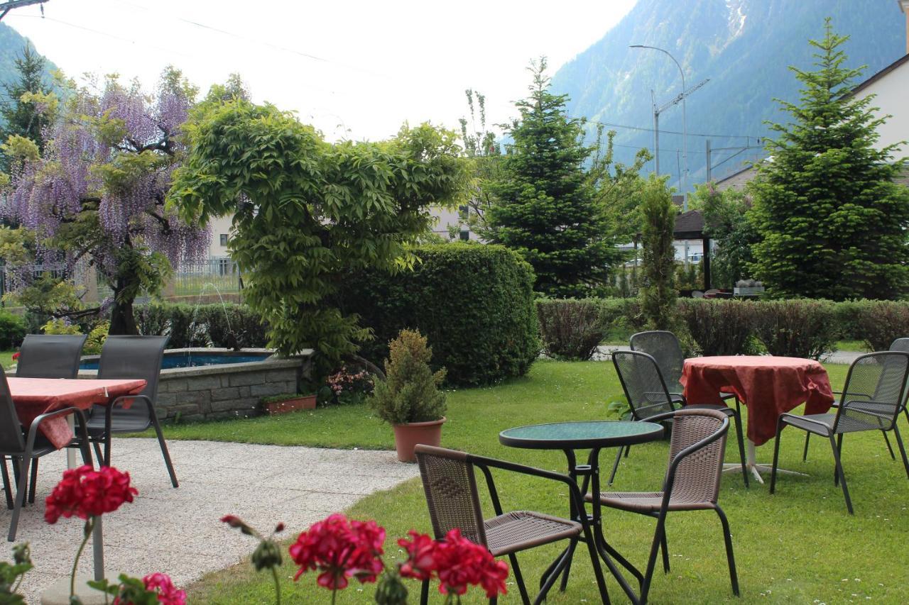 Hotel Posta Poschiavo Luaran gambar