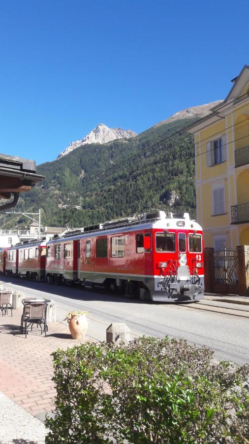 Hotel Posta Poschiavo Luaran gambar