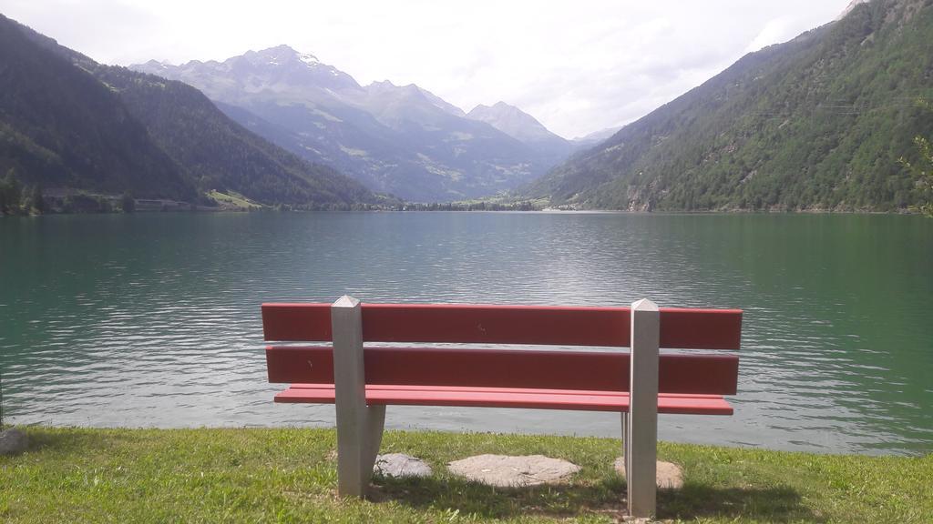 Hotel Posta Poschiavo Luaran gambar