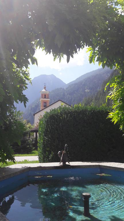 Hotel Posta Poschiavo Luaran gambar