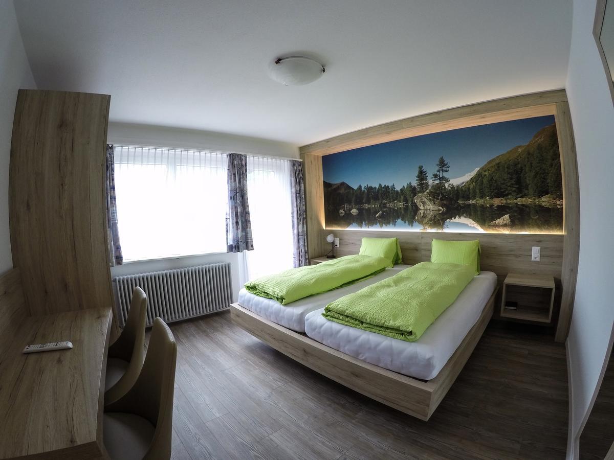 Hotel Posta Poschiavo Luaran gambar